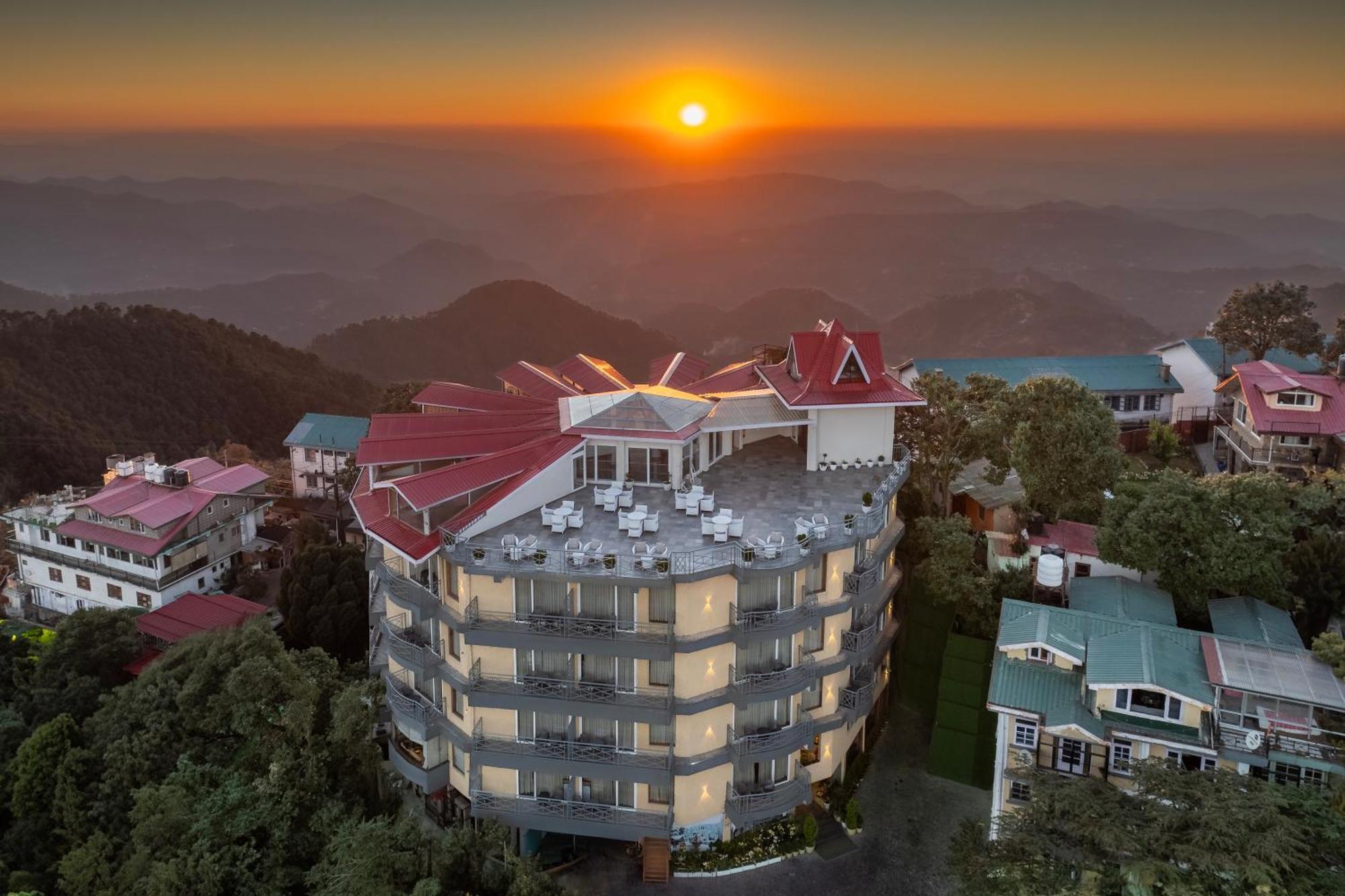 Snow Valley Heights Shimla Exteriör bild